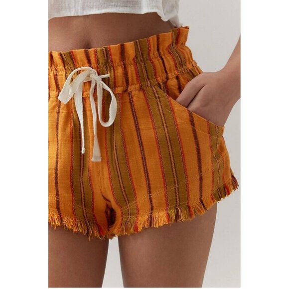 Urban Outfitters Women's Frankie Paperbag Micro Shorts Striped, Size XL NEW - Picture 1 of 16